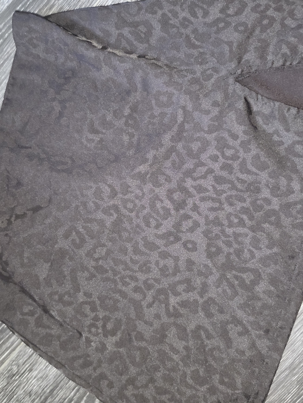 Forever 21 Black Animal-Print Satin Mini Skirt